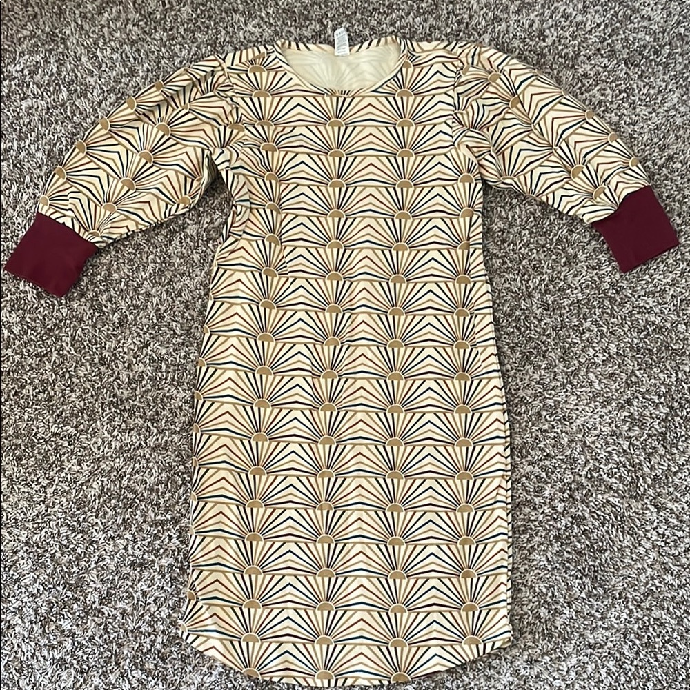 Kate Quinn XS Geometric Patterned Dress with Burgundy Accents